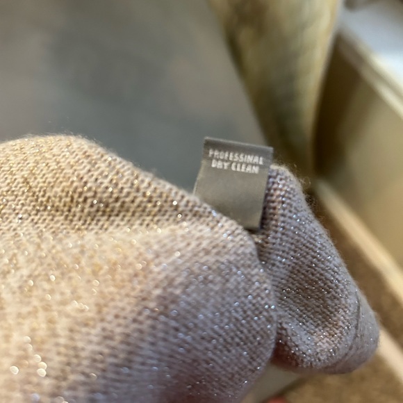 Neiman Marcus Cashmere Neutral Sleeveless Open Cardigan Sweater‎ Vest Size Small - Picture 9 of 10